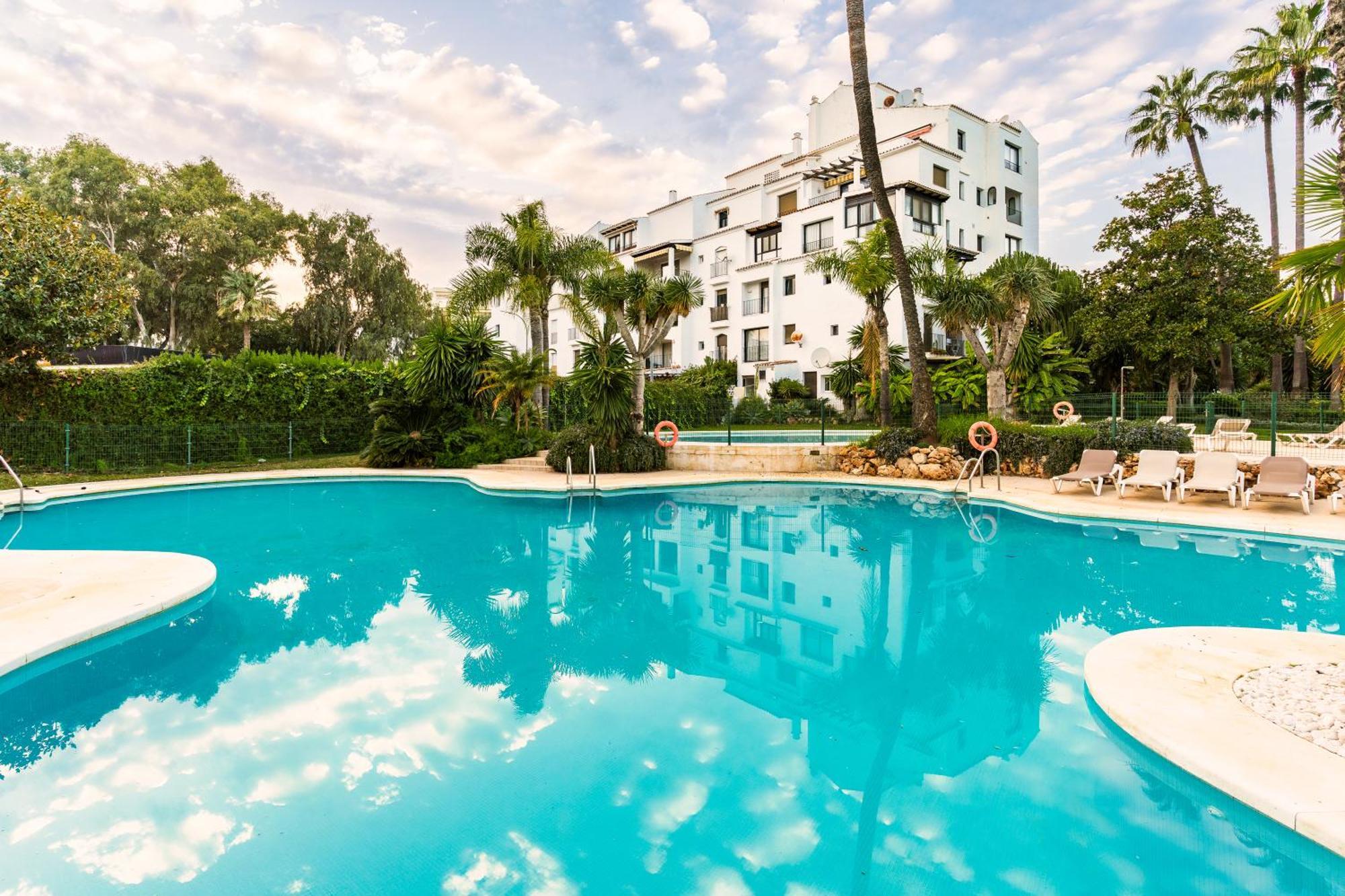 Apartament 1 Bed In Puerto Banus *