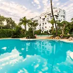 1 Bed Apartment In Puerto Banus