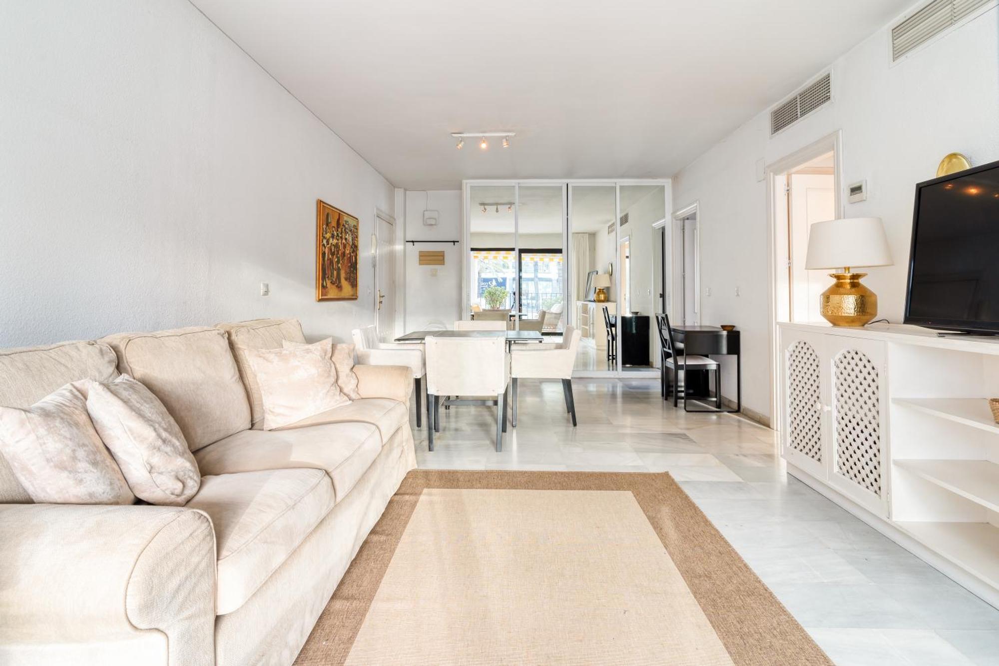 Apartment 1 Bed In Puerto Banus *