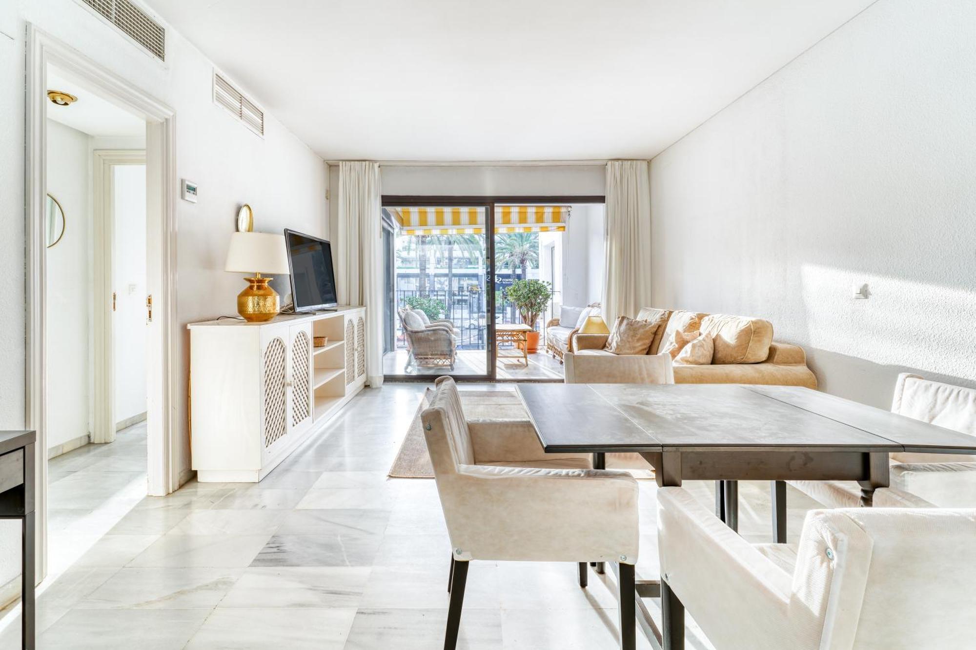 1 Bed In Puerto Banus